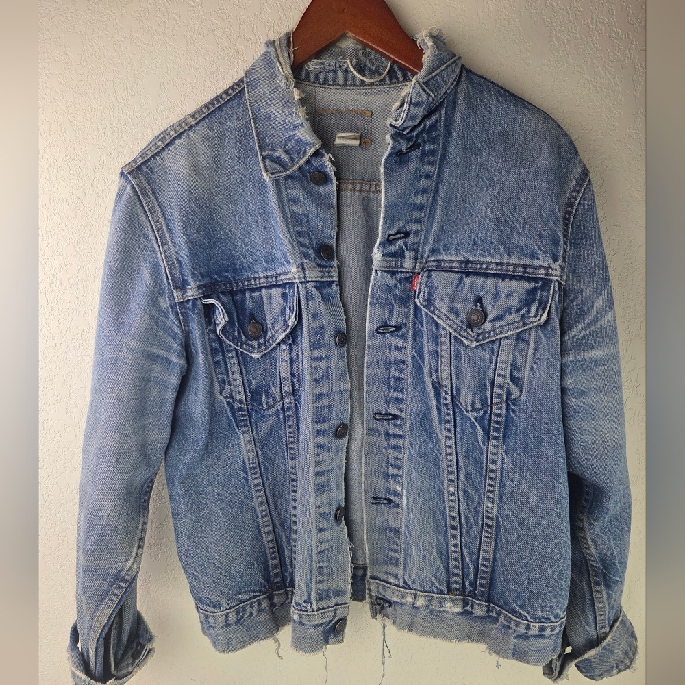 Vintage 1990s Levi's Blue Denim Jacket Made In USA Pre-owned